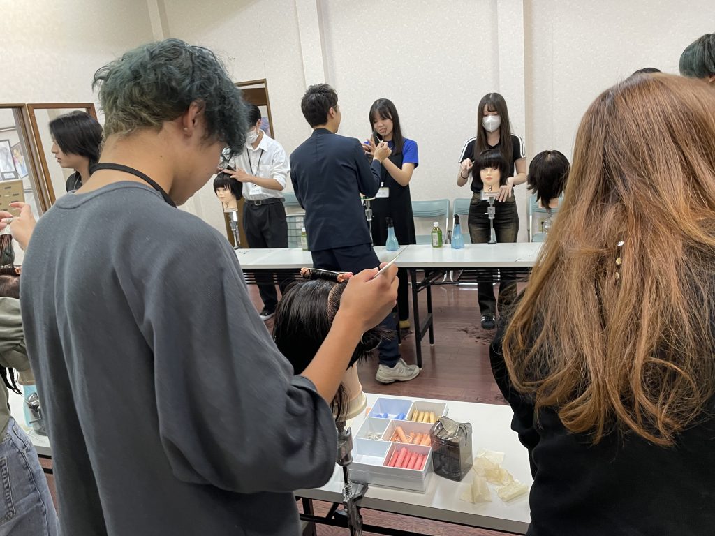 グルノーブル美容専門学校