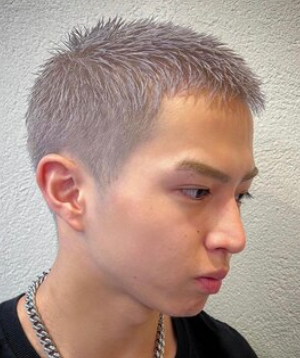 短い坊主 (3mm以下)